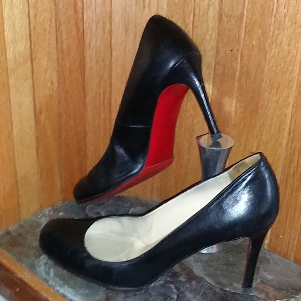 Christian Louboutin Simple Black Leather Red Sole
